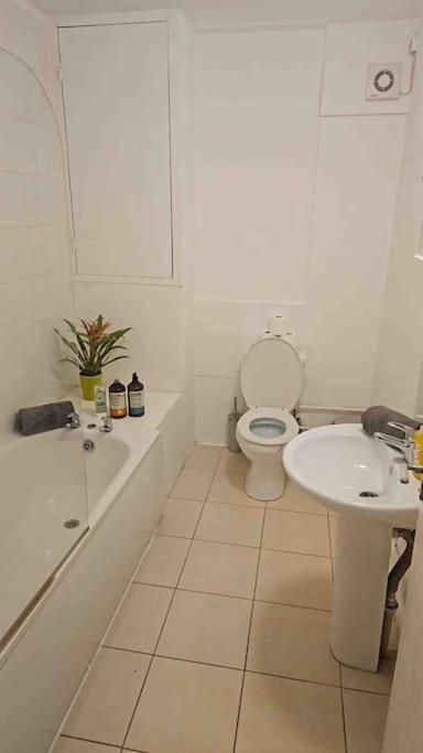 Period Sea View Flat In Hastings Apartment Ngoại thất bức ảnh
