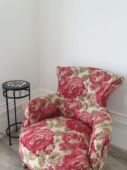 Period Sea View Flat In Hastings Apartment Ngoại thất bức ảnh